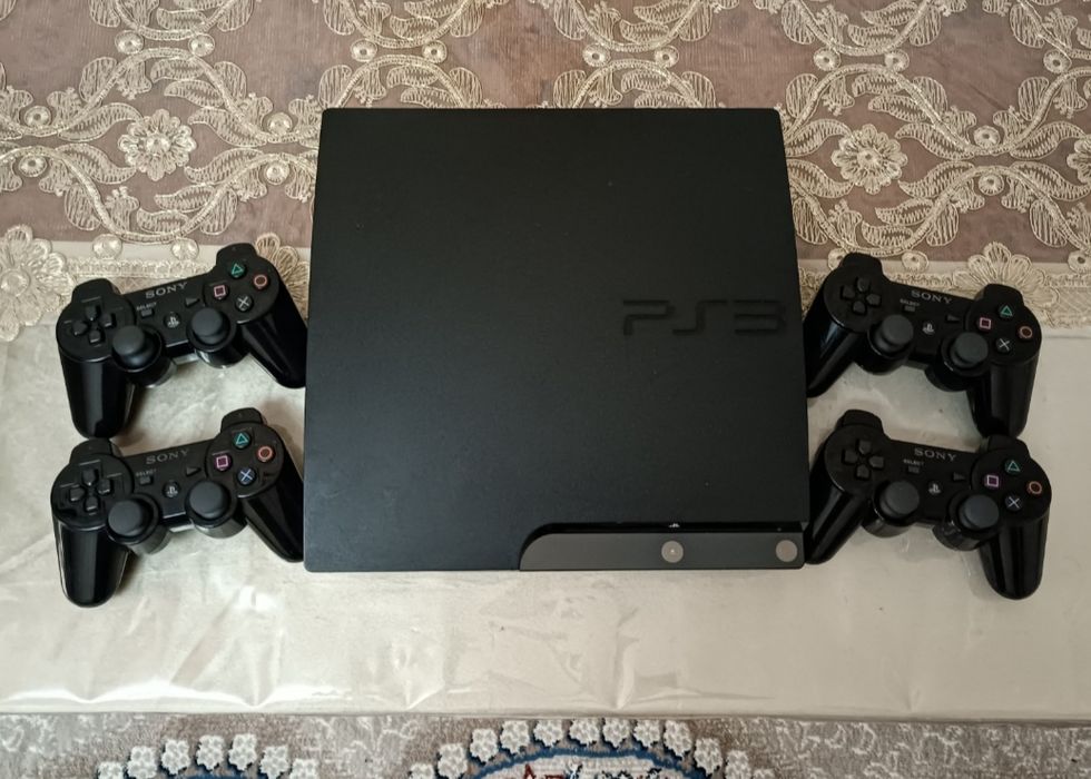 Ps3 slim 320gn 250o'yin 4pult Sony PlayStation