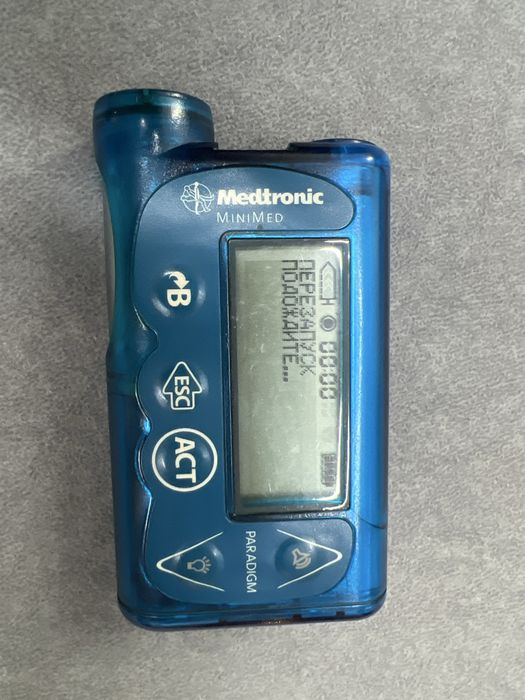 Сахарная помпа модель medtronic MINI MED