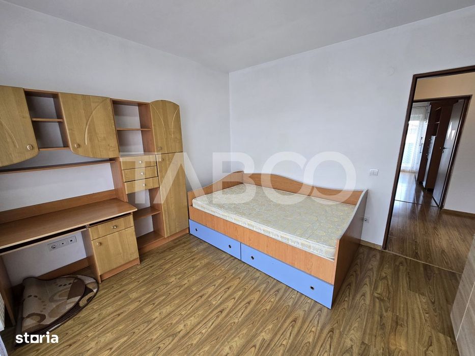 Apartament decomandat 3 camere etaj 2 terasa parcare Selimbar Sibiu