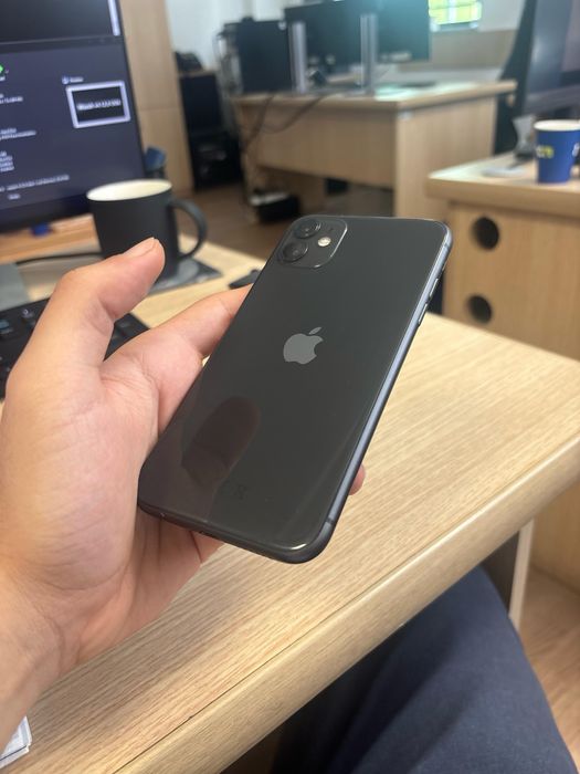 11 айфон 128г оргинал