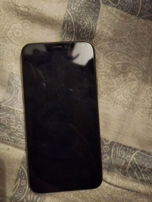 I Phone 11 Pro Gold rangda