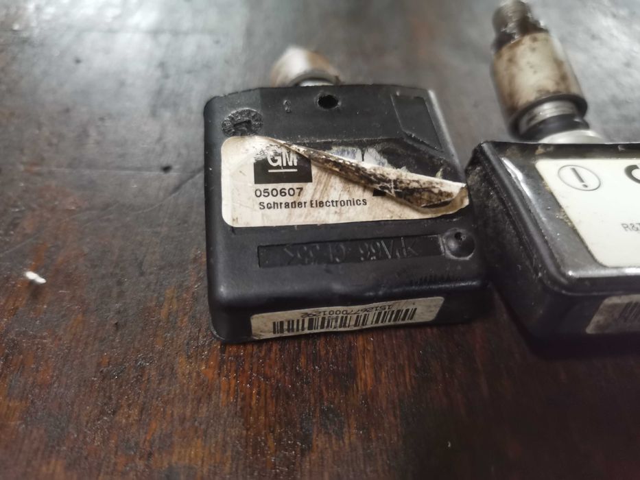 Датчик Сензор за налягане на гумите. Bluetooth вентили за Opel