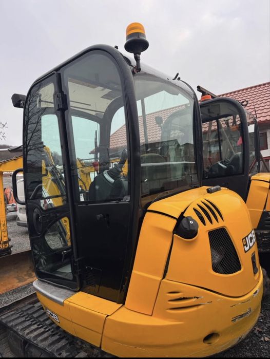 De vanzare JCB8026