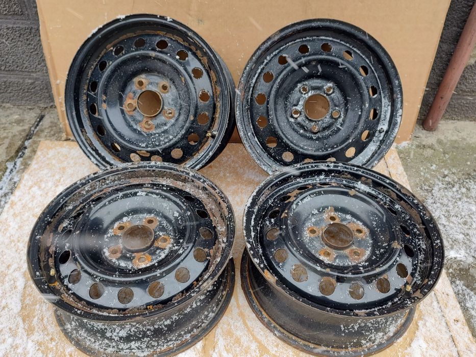 Vând Set Jante Aliaj 5x114,3 R16 Dacia Duster și Set Tabla 5x114,3 R16