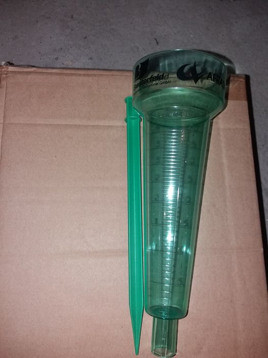 Дъждомер мери количество дъж