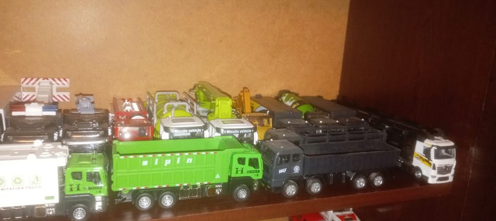 Игрушки машинки новые