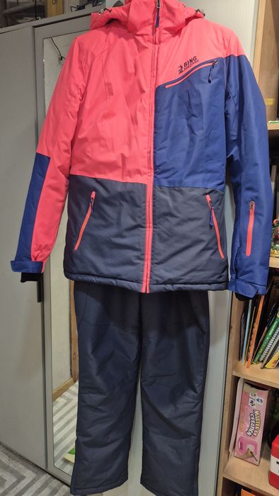 Продам Лыжный костюм