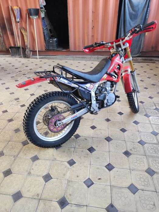 Триал продам 250