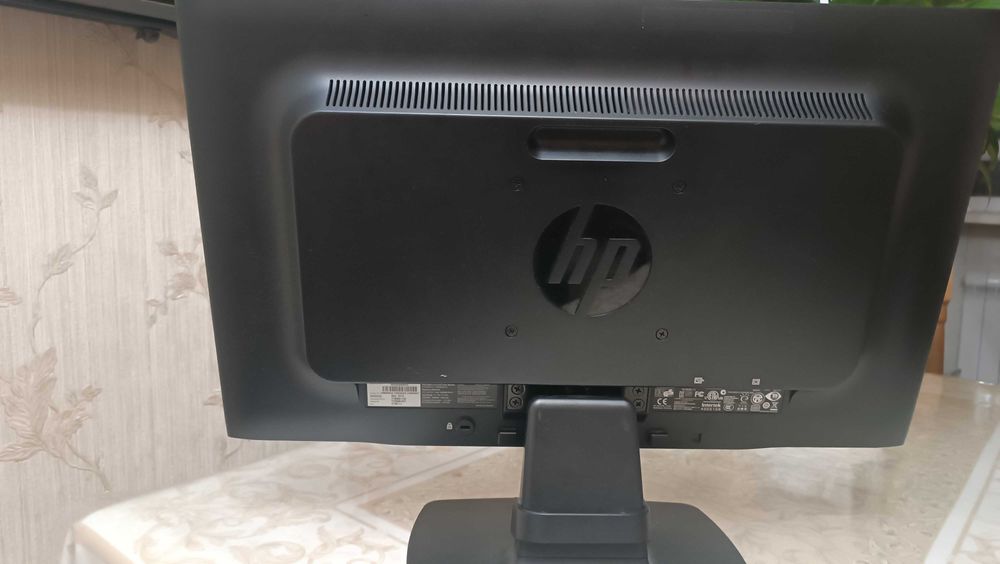 Продам монитор HP диагональ 22