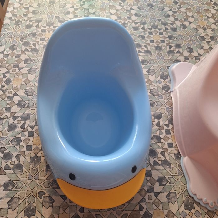 Анатомично музикално гърне розо и Синьо гърнево