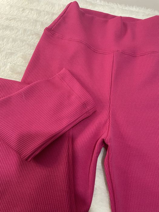 Дамски комплект -циклама,р-р S/XS