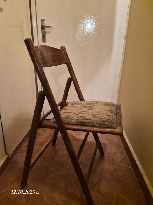 Сгъваем трапезен стол