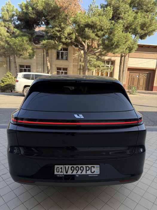 Продам свой Lixiang L6 Max Full ,Черного Цвета,
