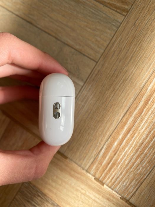 AirPods Pro 2 - слушалки