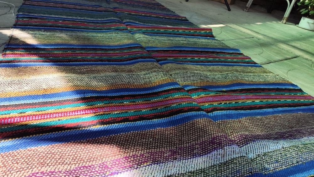 Автентични ръчно тъкани черги