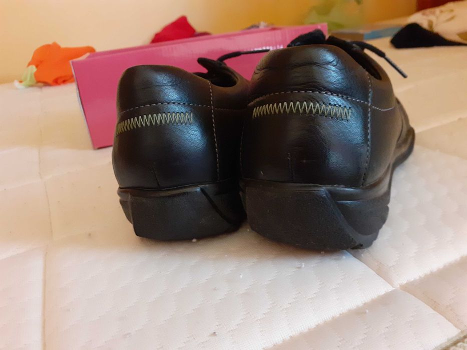 Pantofi nr.39