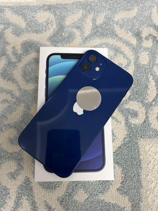 Продам айфон 12 128 гб 76ёмкость