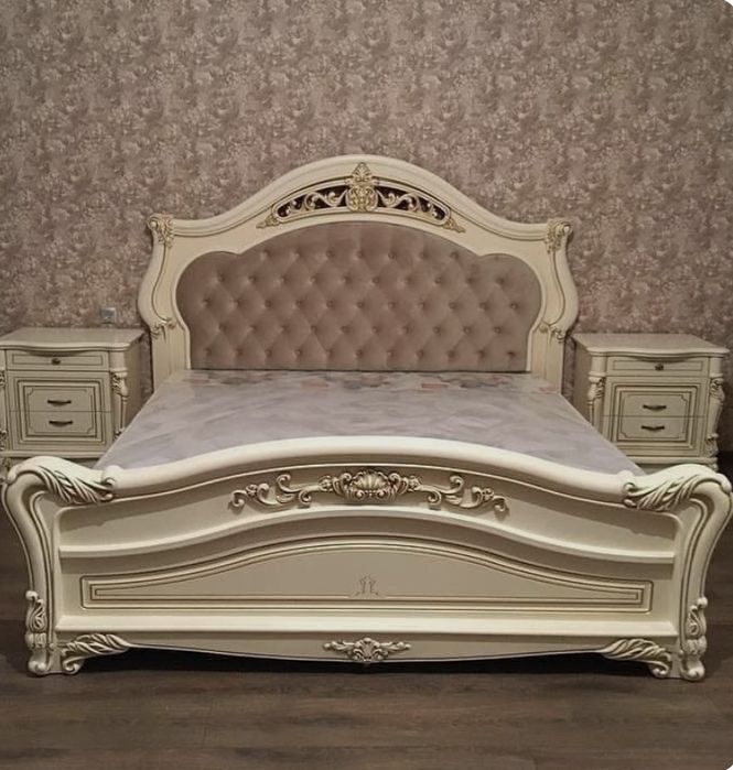 Продам 2х спальную кровать
