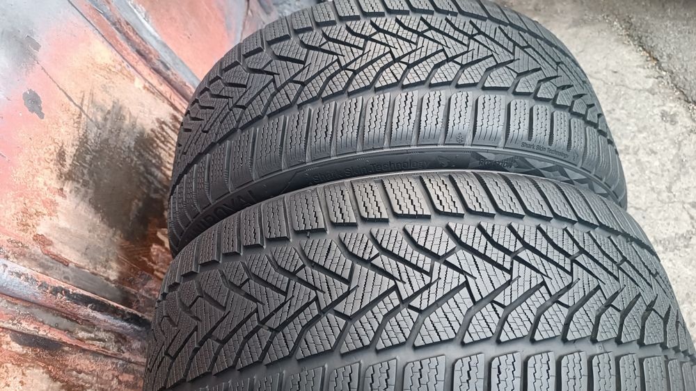 235/40/19 Uniroyal Дот 3523
