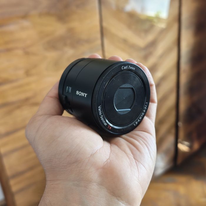 фотоапарат Sony QX100