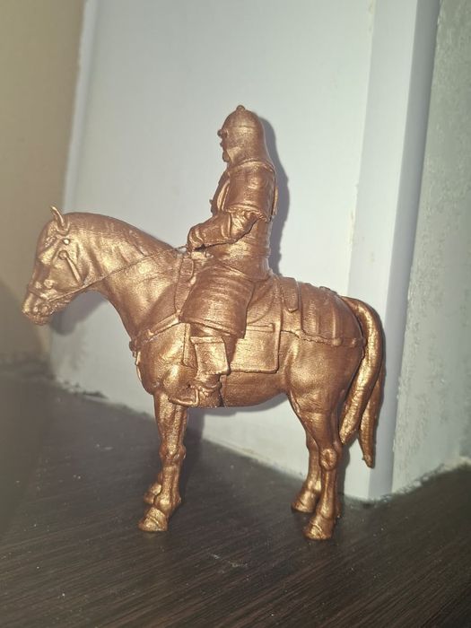 3D Қазақ батыр мыс түсінде боялған
