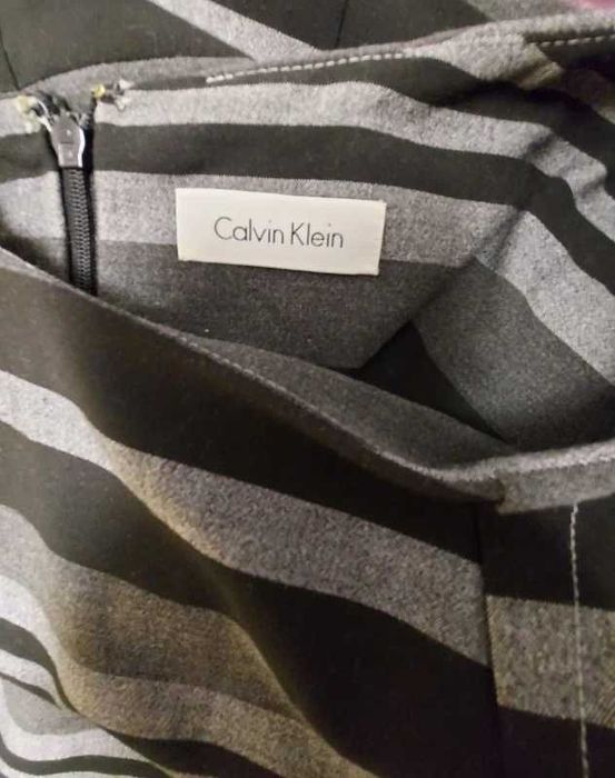 Rochie Calvin Klein, elegantă, dungi gri-negru, mărimea estimată M