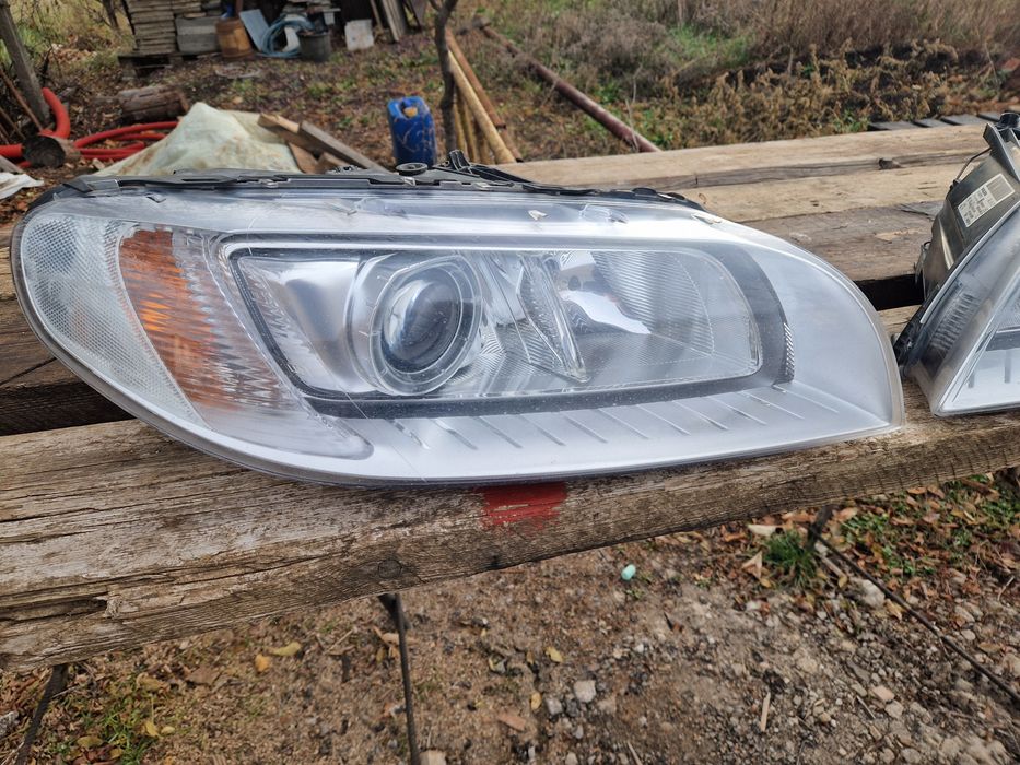 Фарове за волво v70, xc70, s80
