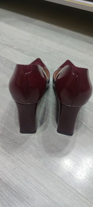 Туфли Basconi лакированные