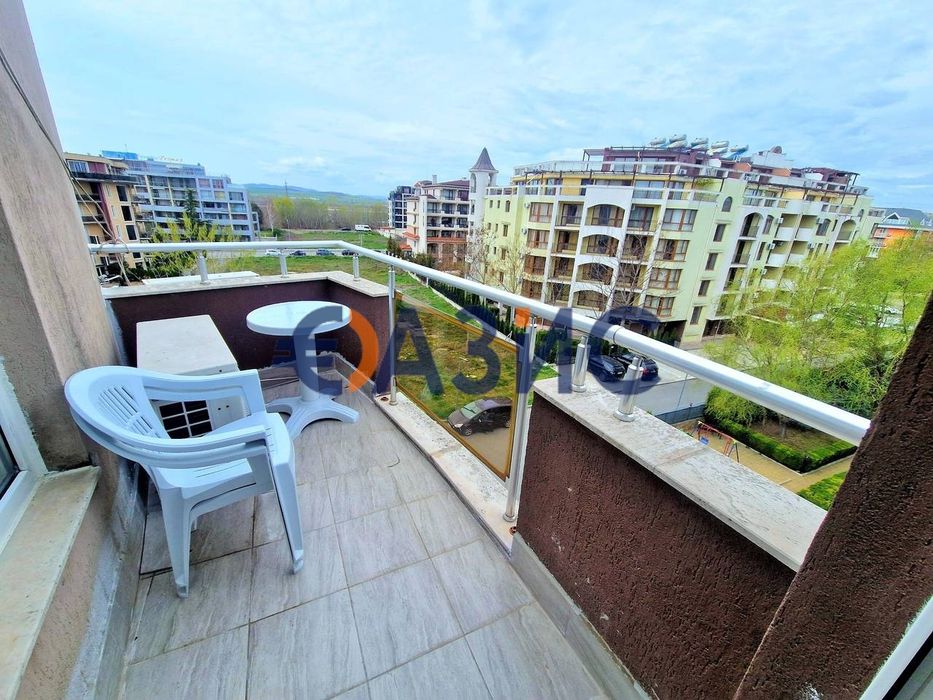 Продава се Двустаен апартамент в к.к. Слънчев бряг - 46 кв.м за 1348 €/кв.м - Снимка #10