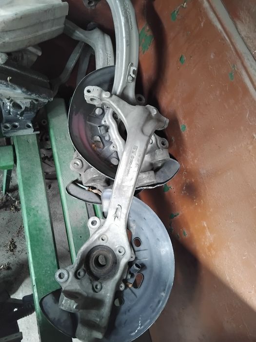 Преден Шенкел Audi A8 D3 Ауди