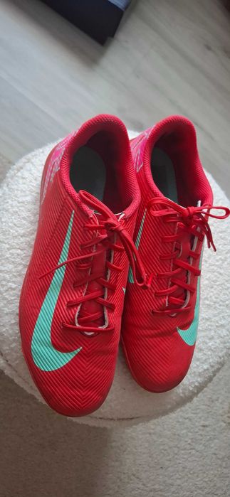 Vand adidasi Nike mercurial mar 40 foart3 putin folositi