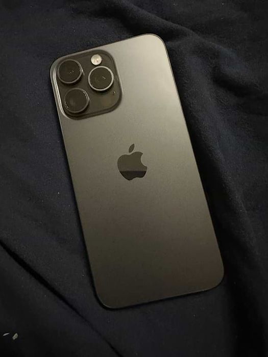 iPhone 15 Pro Max 1TB Black Titanium — Идеал / Срочно