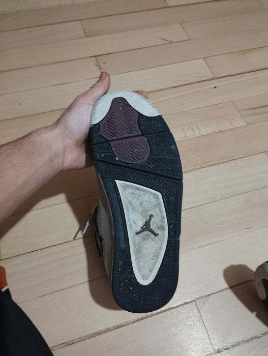 Vand Jordan 4 PSG