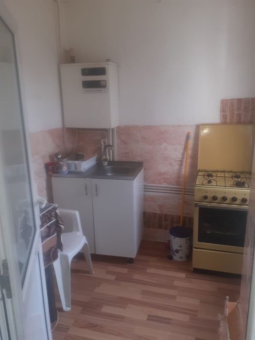 Garsoniera de inchiriat