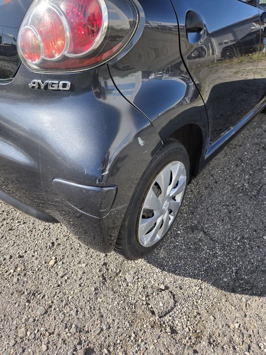 Toyota Aygo 2013 benzină 1.0 stare bună 64k km reali