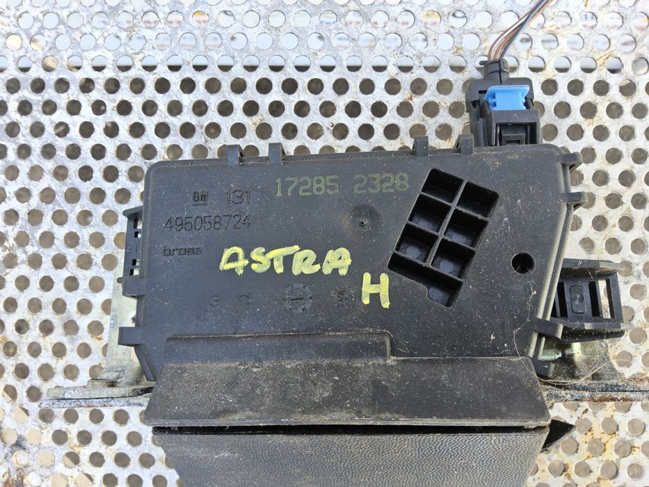 Broasca haion Opel Astra H Zafira B cod 495058724