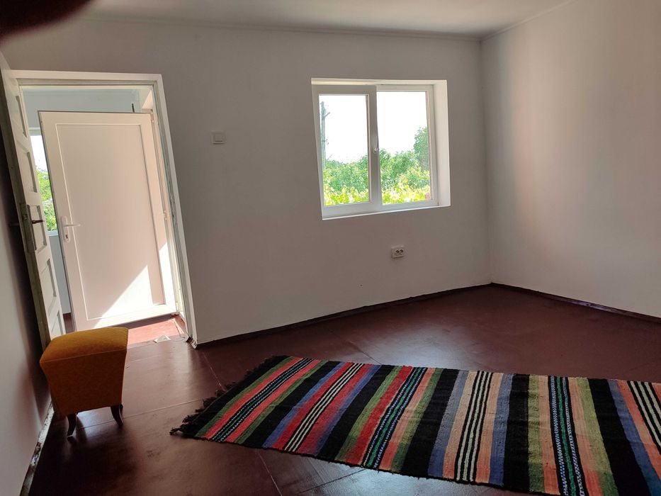 Продава се Къща в с. Владимирово, Област Добрич - 100 кв.м за 383 €/кв.м - Снимка #4