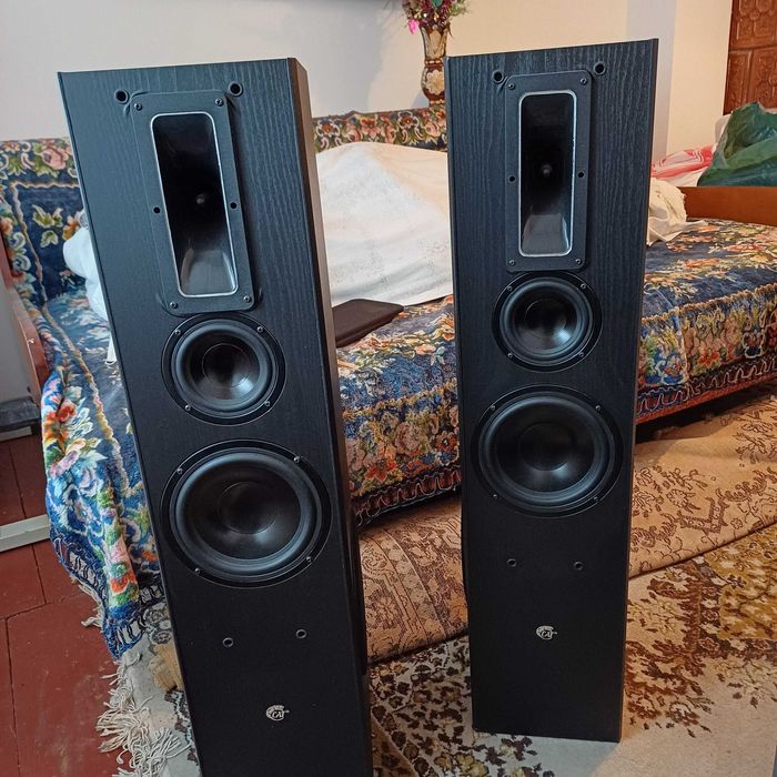 Sistem audio cu 4 boxe