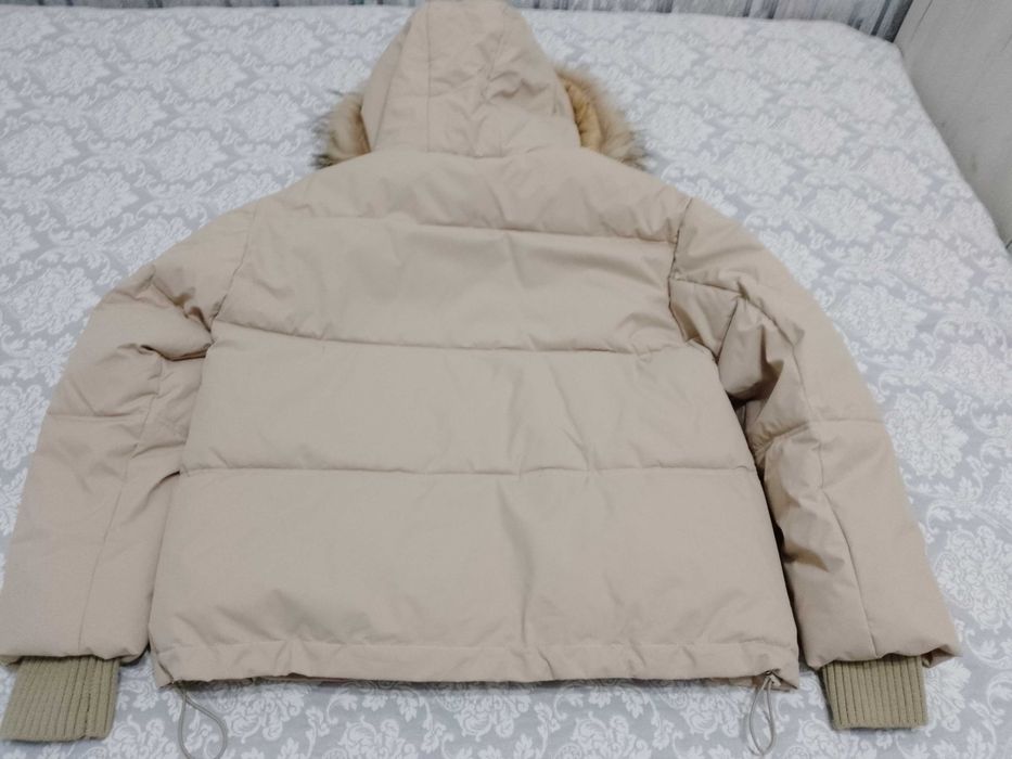 Куртка женская новая.