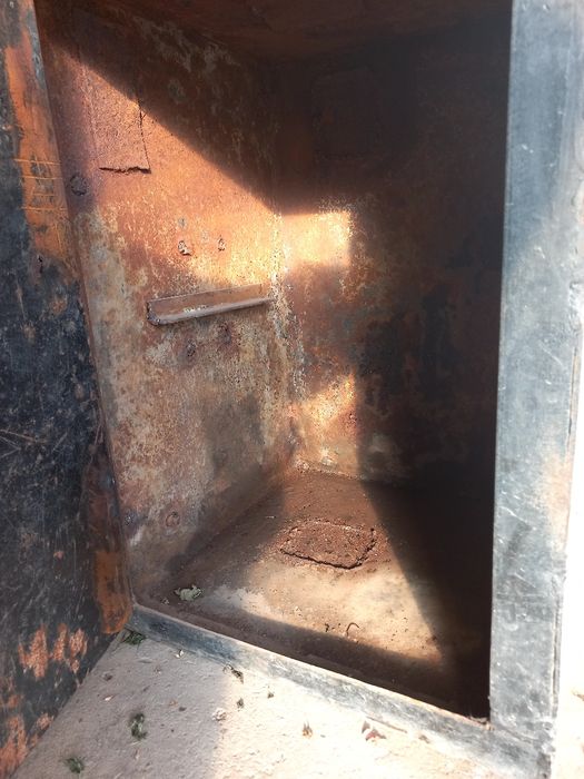 Сейф сотилади срочна