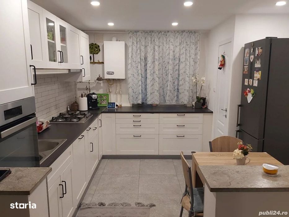 Apartament spaţios cu 3 camere, Cartier Zorilor, 68 MP — fotografia 1