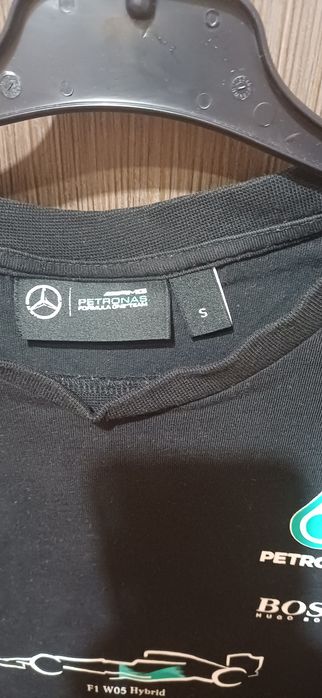 Vand tricou negru barbati stare buna