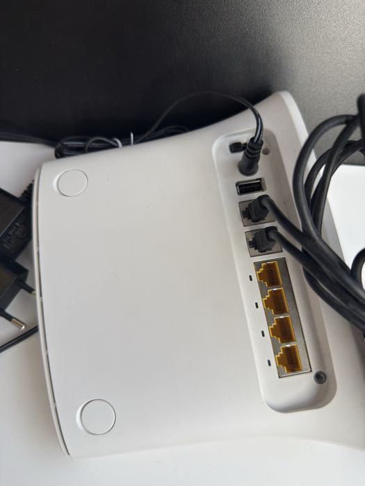 Router ZTE cu cartela sim 4G