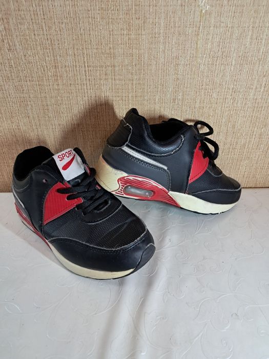 Для мальчиков 31-32 размер обувь