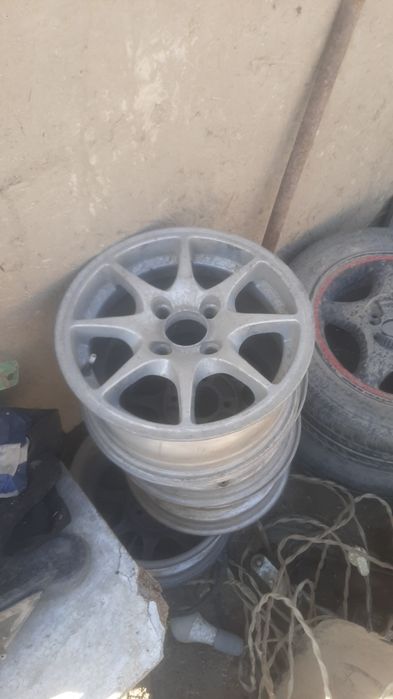 15 va 13 diskalar sotiladi