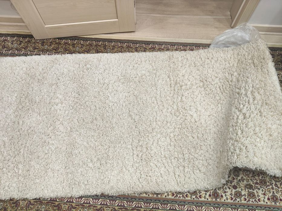 Продам ковер в отличном состоянии.