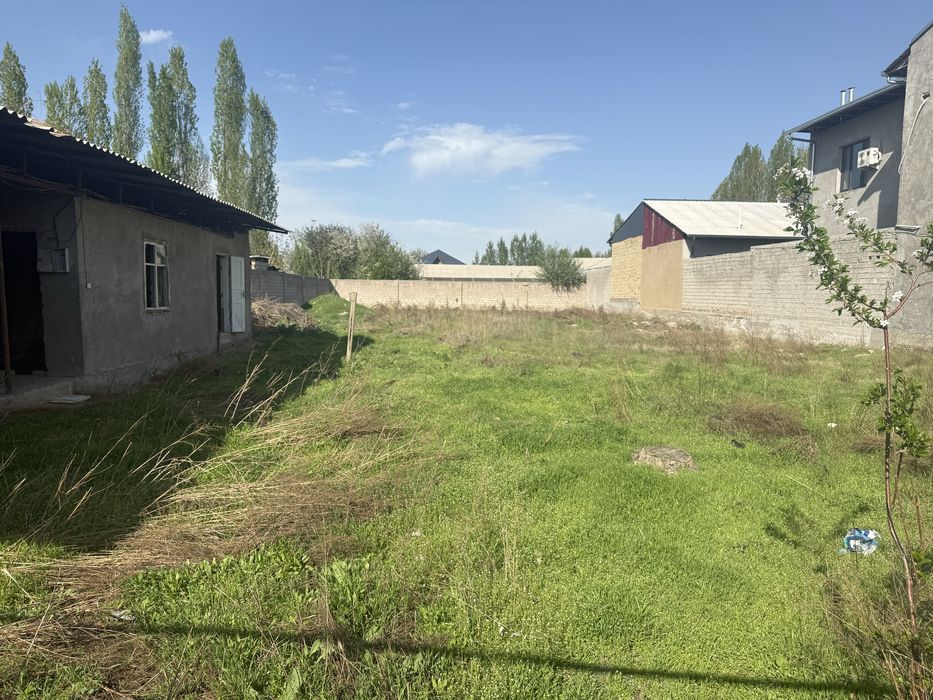 Uchastka sotiladi juda supper narxda