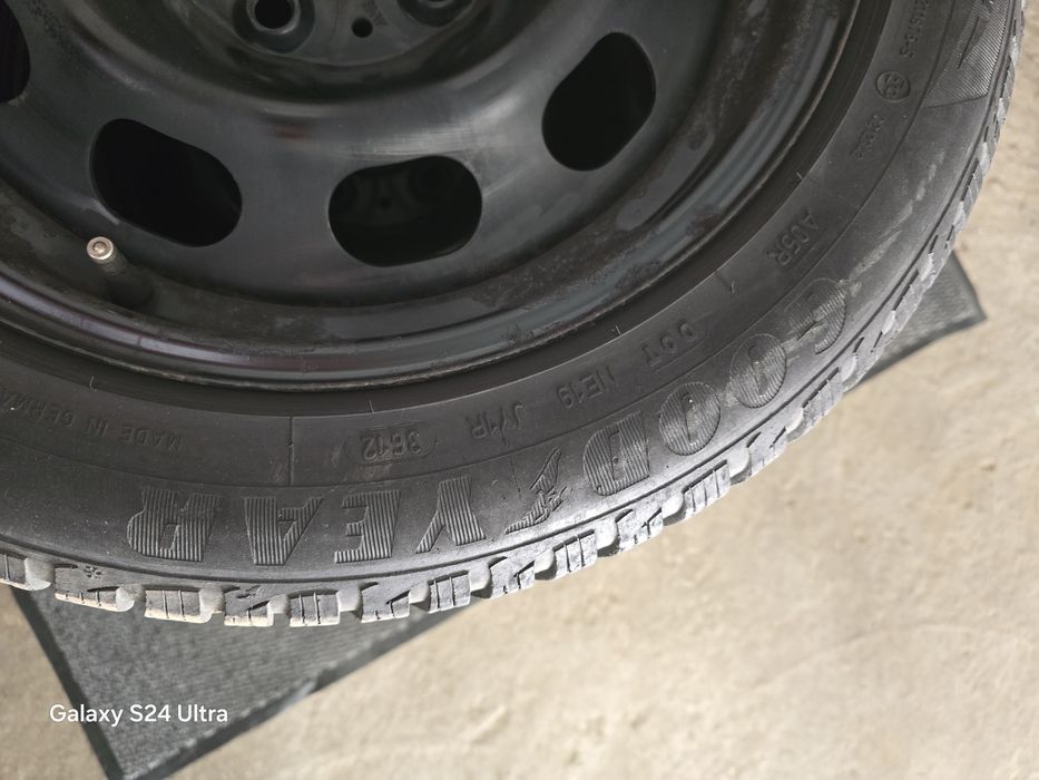 Гуми, стоманени джанти и тазове за БМВ-1, Е87, 195/55   R16