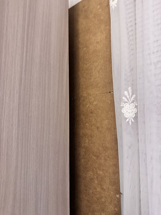 Продам шкаф с полками для вещей