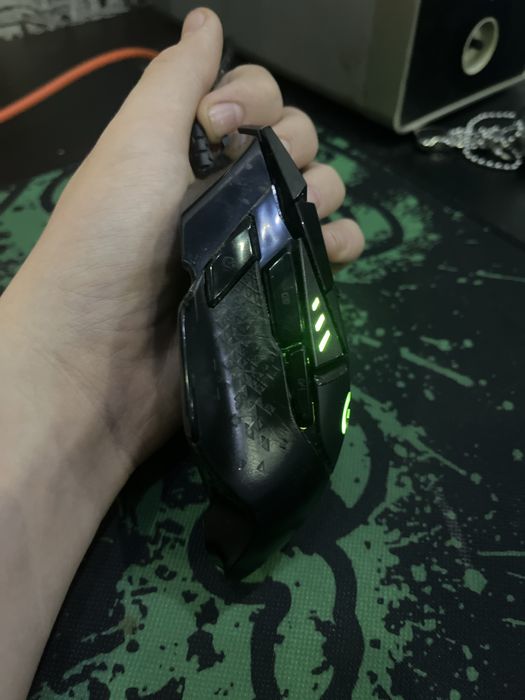 Продаю мышку logitech g502 hero